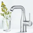 Смеситель для раковины без донного клапана Grohe Essence New 23463001