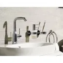 Смеситель для раковины с донным клапаном Grohe Essence+ 32628001